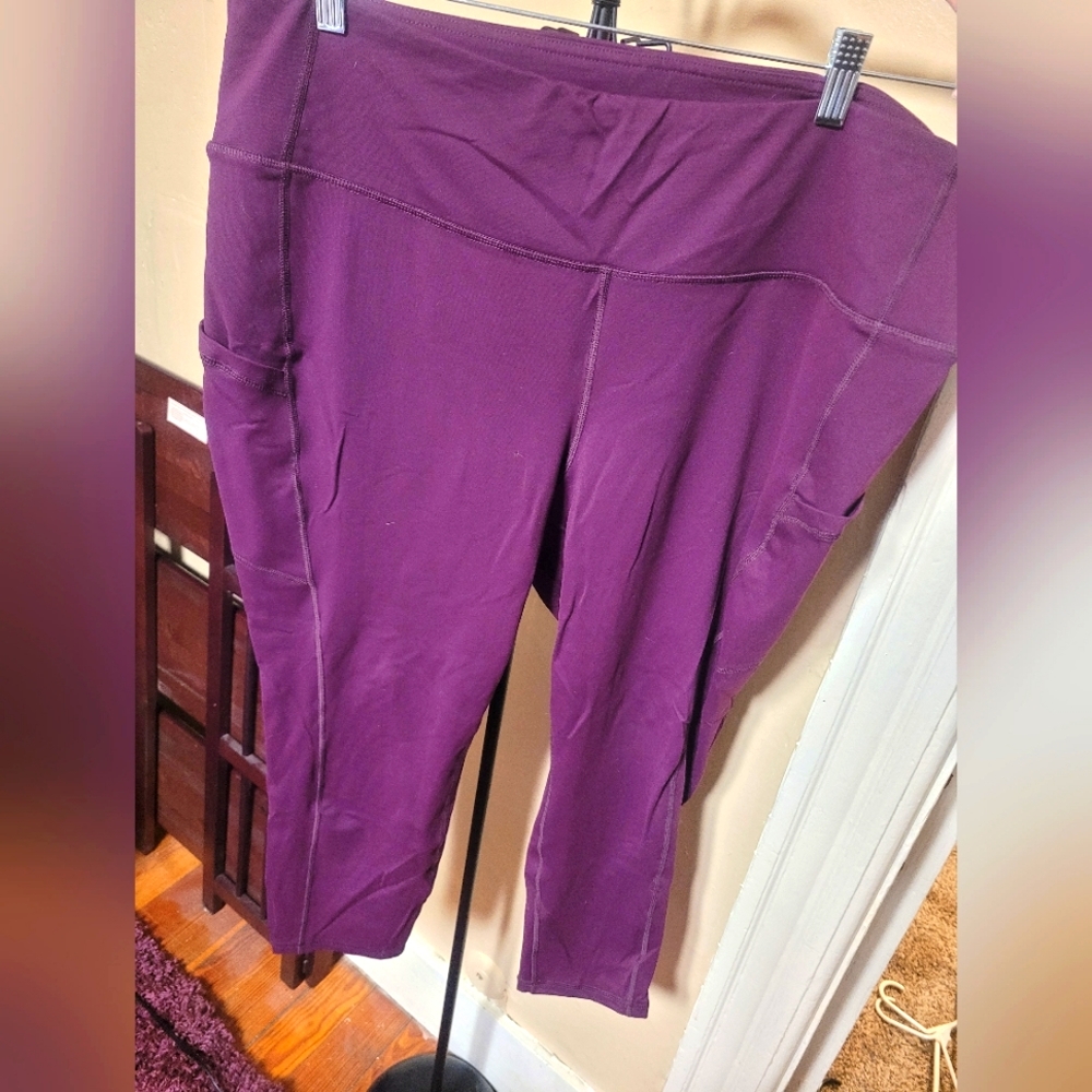 Torrid Size 3 Purple Active Leggings